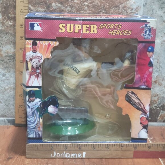 Ichiro Suzuki Seattle Mariners Super Sports Heroes Bobble Dobbles Bobblehead Dol - Picture 9 of 10